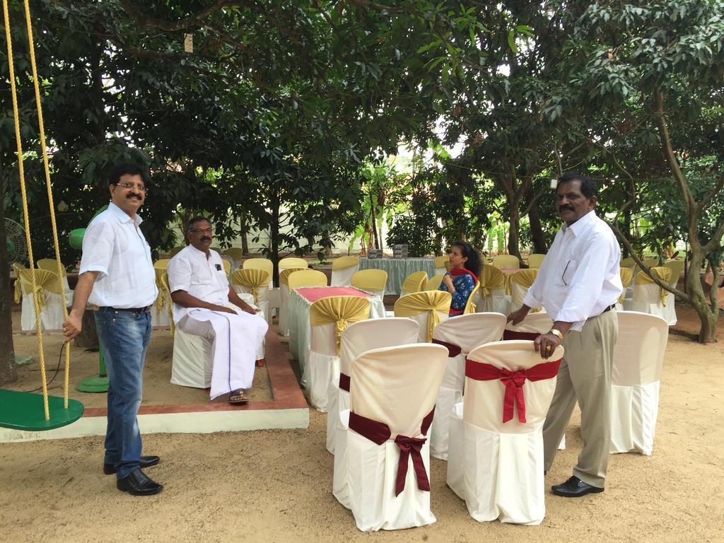 Palm Grove Service Villa Kochi Exterior foto